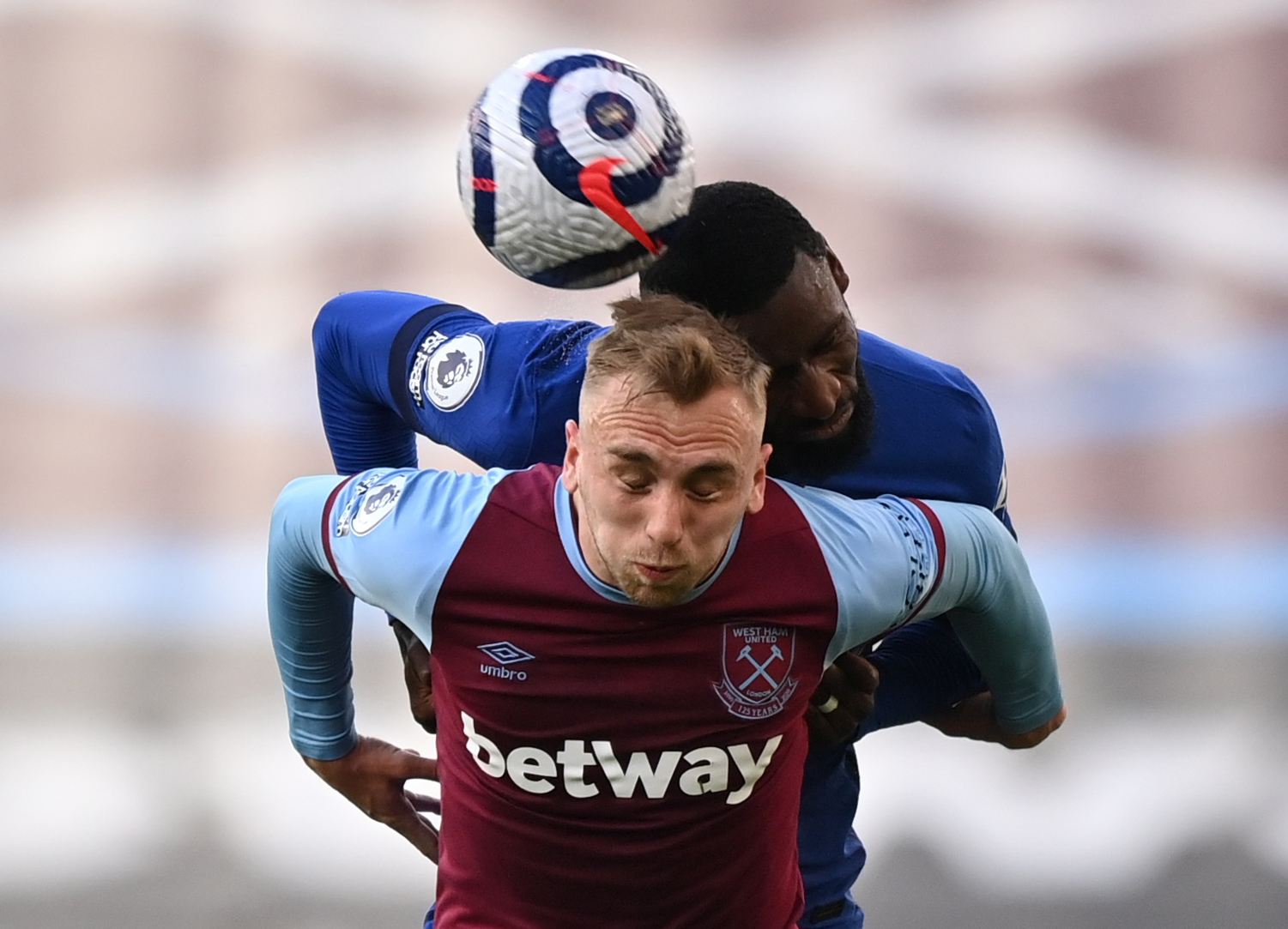 直接影响两 直接影响两