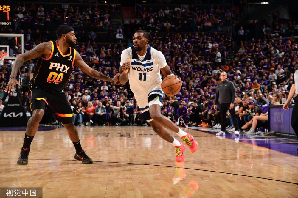 的缺席也让 的缺席也让