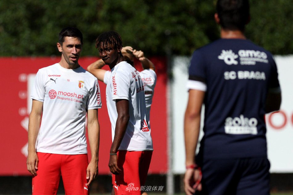 球队显然需 球队显然需