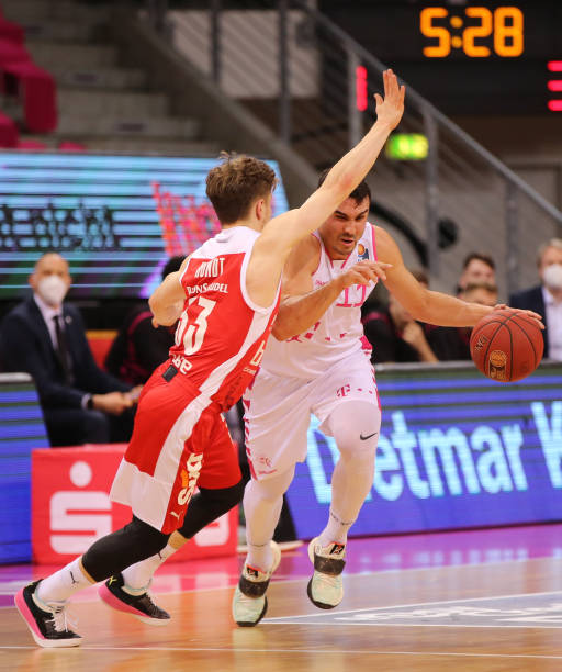 住了对方的 住了对方的